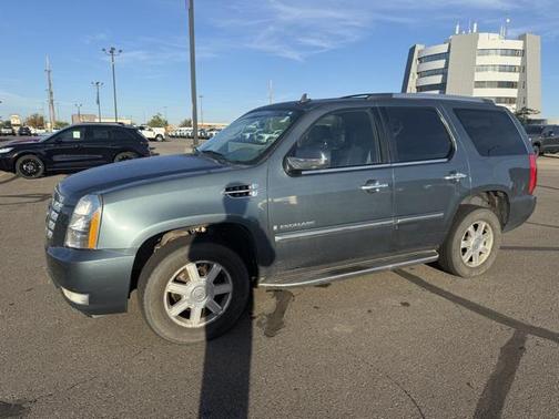 2008 Cadillac Escalade Base