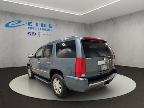 2008 Cadillac Escalade Base