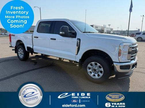 Oxford White 2024 Ford F-250 XLT