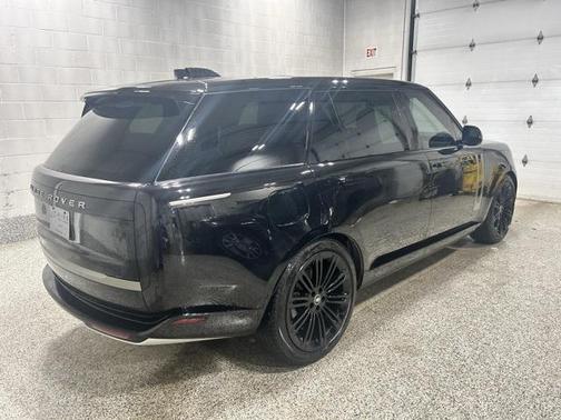 2024 Land Rover Range Rover P400 SE