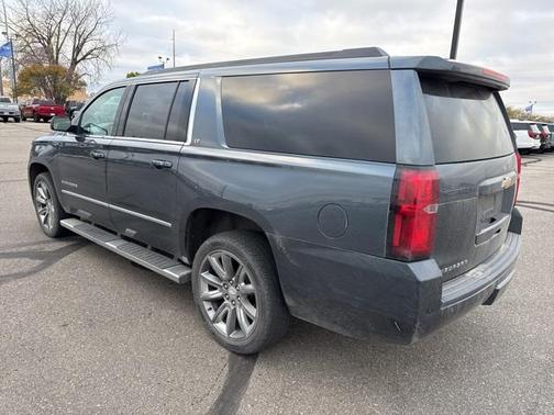2019 Chevrolet Suburban LT