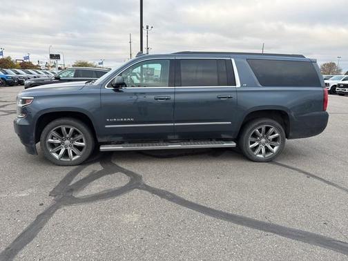 2019 Chevrolet Suburban LT