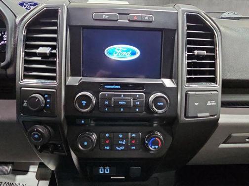 Oxford White 2018 Ford F-150 XLT