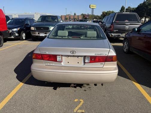 2000 Toyota Camry LE V6