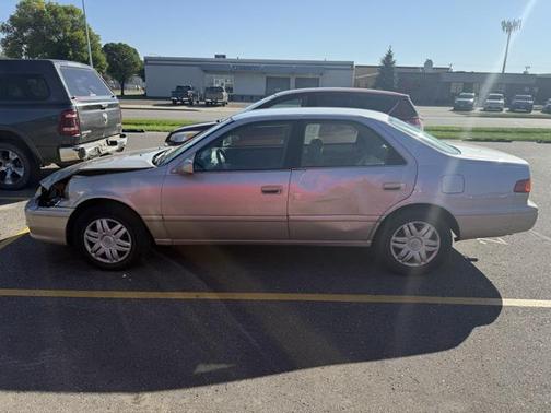 2000 Toyota Camry LE V6