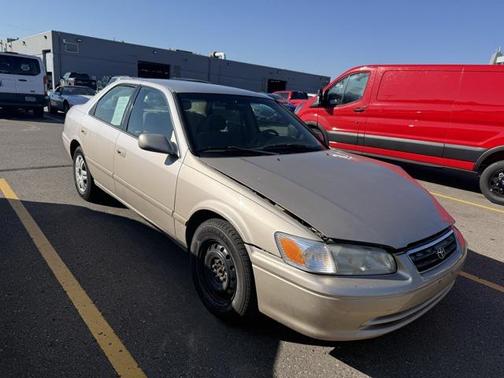 2000 Toyota Camry LE V6