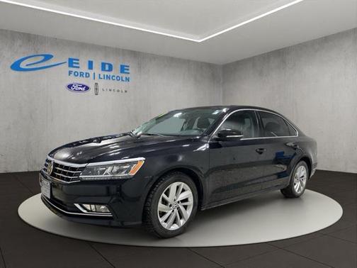 2018 Volkswagen Passat 2.0T SE