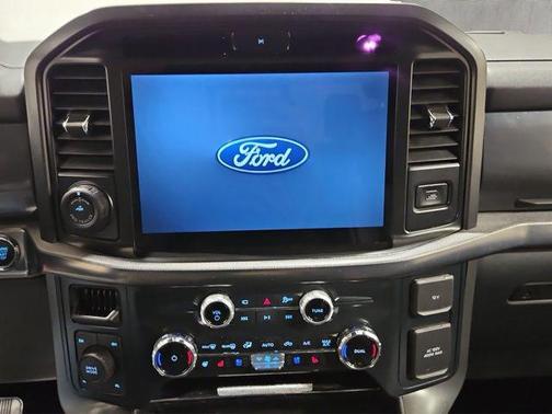 Iconic Silver Metallic 2025 Ford F-150 Lariat