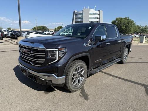 2022 GMC Sierra 1500 SLT