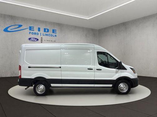 Oxford White 2026 Ford Transit-250 Base