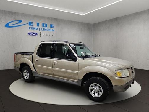 2001 Ford Explorer Sport Trac Base