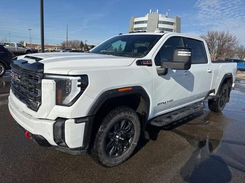 2024 GMC Sierra 2500 AT4