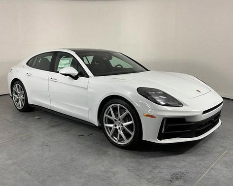 2024 Porsche Panamera 4