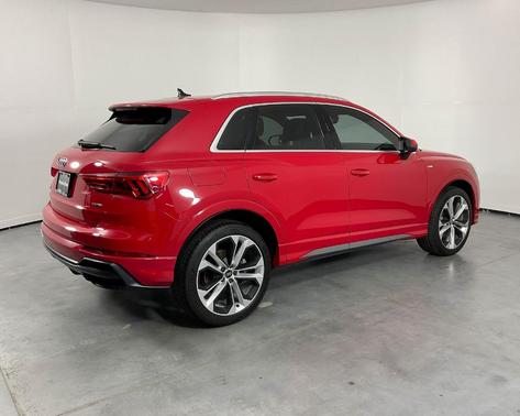 2019 Audi Q3 2.0T Premium Plus