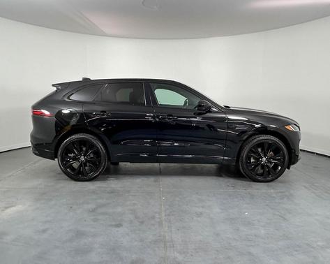 2025 Jaguar F-PACE P400 R-Dynamic S