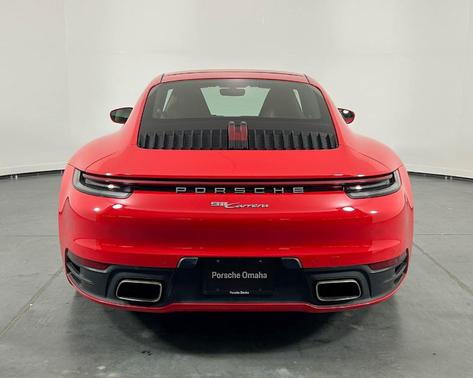 2020 Porsche 911 Carrera