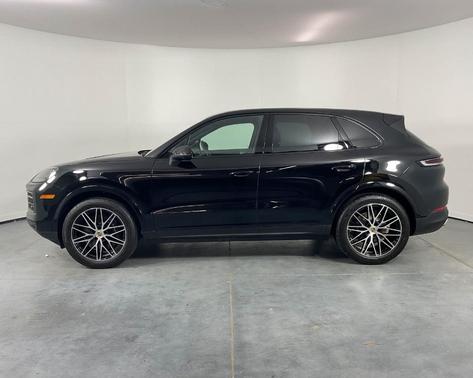 2024 Porsche Cayenne Base