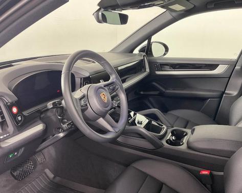 2024 Porsche Cayenne Base