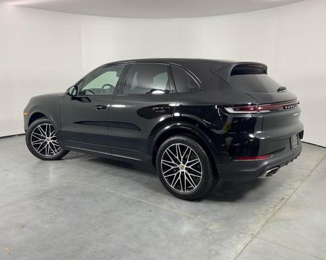 2024 Porsche Cayenne Base