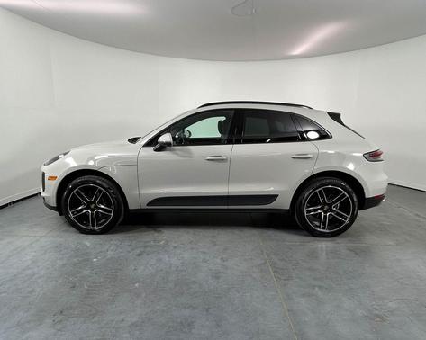 Chalk 2021 Porsche Macan Base
