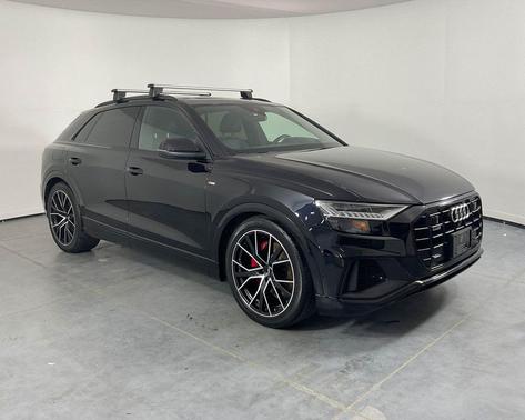 Orca Black Metallic 2019 Audi Q8 3.0T Prestige