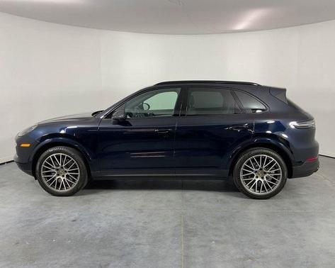 2023 Porsche Cayenne S Platinum Edition