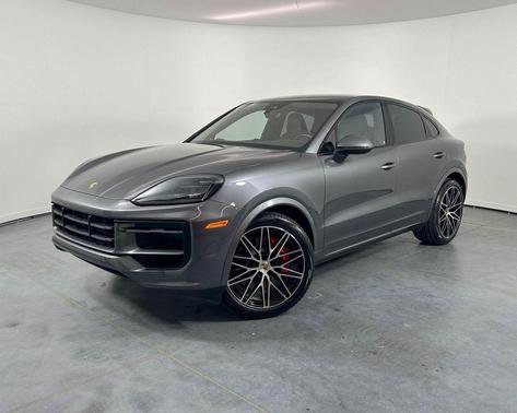 Quartzite Grey Metallic 2024 Porsche Cayenne S Coupe AWD