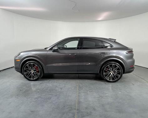 2024 Porsche Cayenne S Coupe AWD