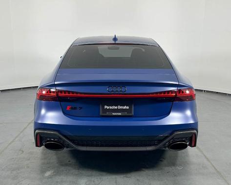 2024 Audi RS 7 4.0T quattro performance