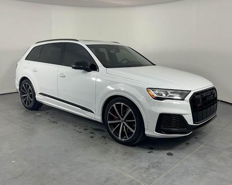 2022 Audi SQ7 4.0T Premium Plus
