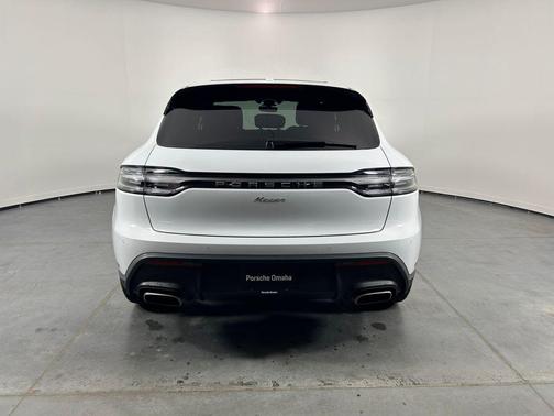White 2025 Porsche Macan Base