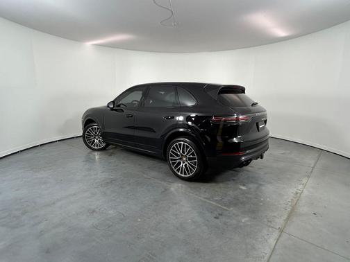 Black 2023 Porsche Cayenne