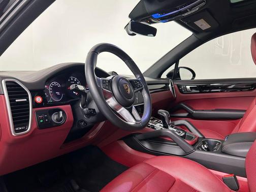 Black 2023 Porsche Cayenne