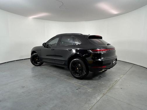Black 2020 Porsche Macan Base