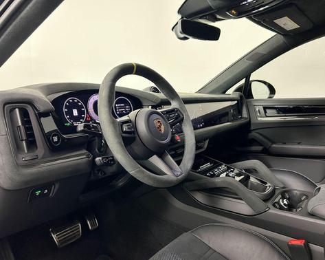 2024 Porsche Cayenne Turbo GT