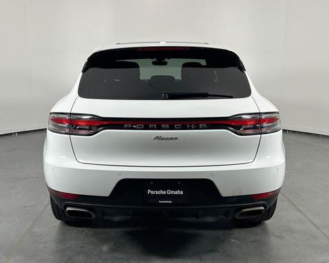White 2021 Porsche Macan Base