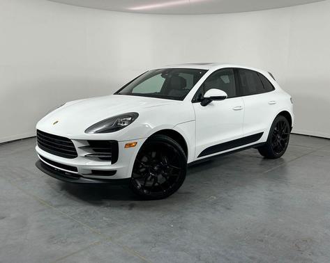 White 2021 Porsche Macan Base