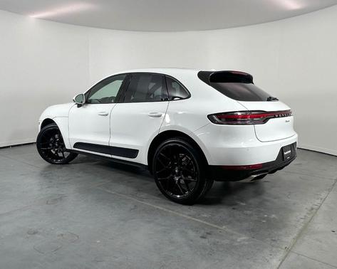 2021 Porsche Macan Base