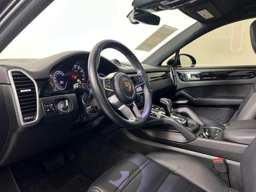 Black 2020 Porsche Cayenne AWD