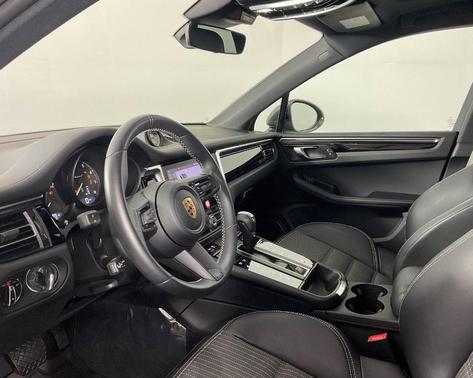 2024 Porsche Macan T