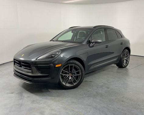 2024 Porsche Macan T