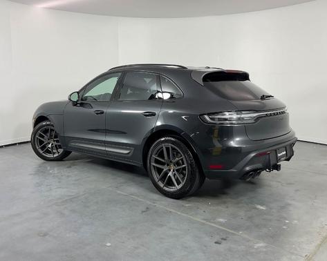 2024 Porsche Macan T