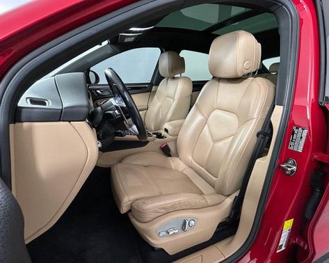 Carmine Red 2020 Porsche Macan Base