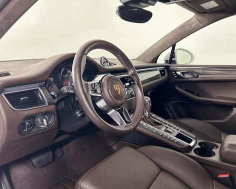 2015 Porsche Macan Turbo