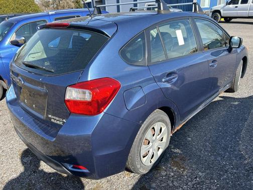 2012 Subaru Impreza 2.0i