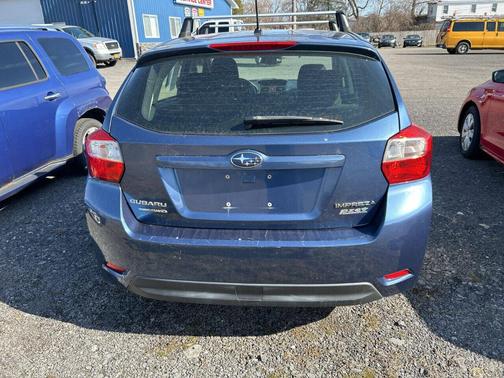2012 Subaru Impreza 2.0i