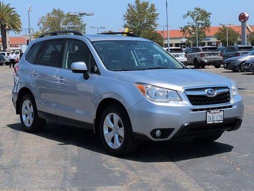 Ice Silver Metallic 2015 Subaru Forester 2.5i Limited