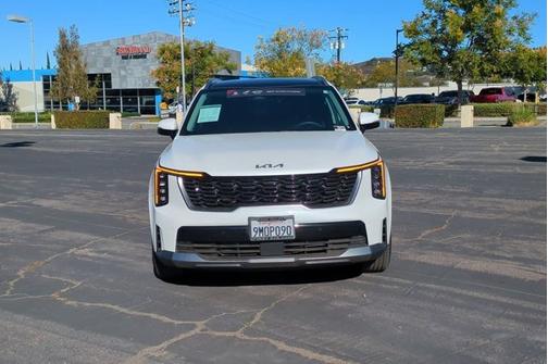 2025 Kia Sorento Hybrid EX