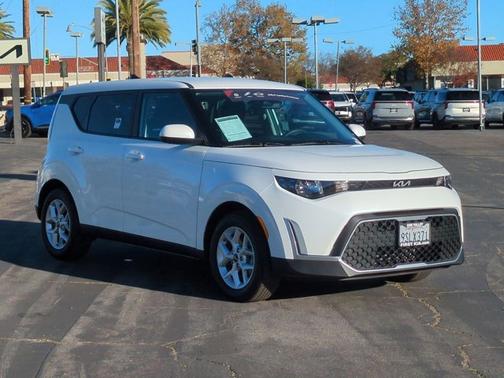 2025 Kia Soul LX