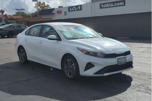 2023 Kia Forte LXS